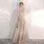 Elegante Champagner Abendkleider 2020 A Linie Bandeau Ärmellos Pailletten Perlenstickerei Lange Rüschen Rückenfreies Festliche Kleider