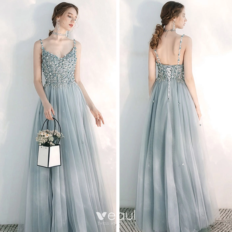 Beyonddress; elegante lange damesjurk van chiffon met