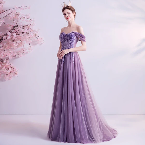 Eleganckie Winogrono Sukienki Wieczorowe 2020 Princessa Przy Ramieniu Kótkie Rękawy Aplikacje Z Koronki Frezowanie Trenem Sweep Wzburzyć Bez Pleców Sukienki Wizytowe