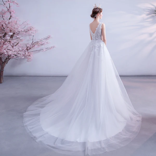 Illusion Affordable White Bridal Wedding Dresses 2020 A-Line / Princess V-Neck Sleeveless Backless Appliques Lace Court Train Ruffle