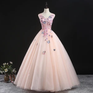 Chic Belle Perle Rose Robe De Bal 2020 Robe Boule V Cou Sans Manches Papillon Appliques En Dentelle Perlage Longue Volants Robe De Ceremonie