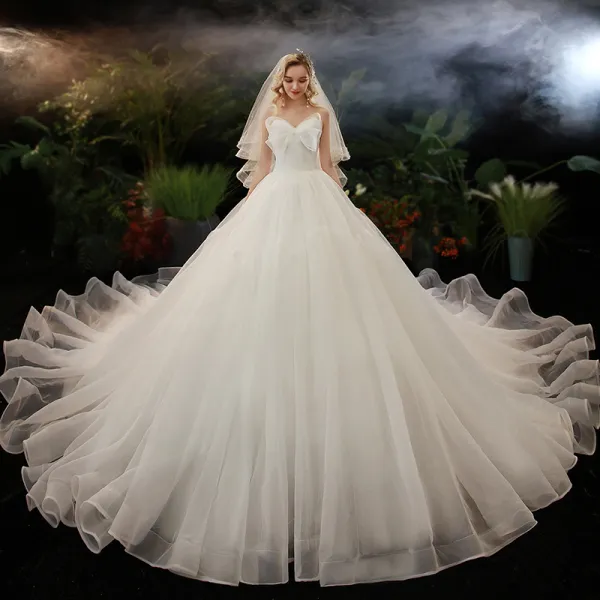 Modest / Simple Ivory Bridal Wedding Dresses 2020 Ball Gown Sweetheart Bow Sleeveless Backless Cathedral Train