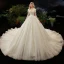 Luxe Champagne La Mariée Robe De Mariée 2020 Robe Boule V-Cou Manches Courtes Dos Nu Perlage Perle Glitter Tulle Cathedral Train Volants