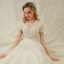 Luxe Champagne La Mariée Robe De Mariée 2020 Robe Boule V-Cou Manches Courtes Dos Nu Perlage Perle Glitter Tulle Cathedral Train Volants