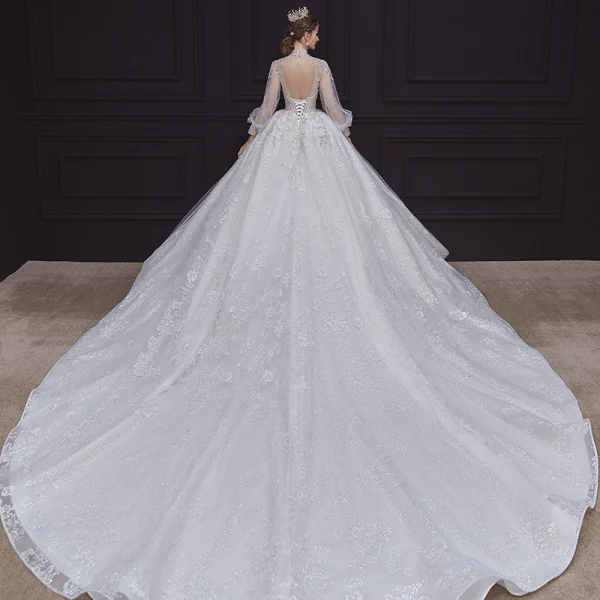 Style Victorien Ivoire Transparentes La Mariée Robe De Mariée 2020 Robe Boule Col Haut Gonflée Manches Longues Dos Nu Appliques Paillettes Perlage Cathedral Train Volants