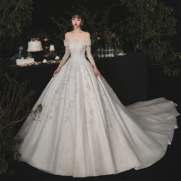 Luxe Champagne Bruids Trouwjurken 2020 Baljurk Uit De Schouder Afneembaar Lange Mouwen Ruglooze Appliques Kant Kralen Pailletten Glans Tule Cathedral Train Ruche