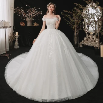 Chic Belle Blanche La Mariée Robe De Mariée 2020 Robe Boule De L 039 Épaule Manches Courtes Dos Nu Appliques En Dentelle Paillettes Chapel Train Volants