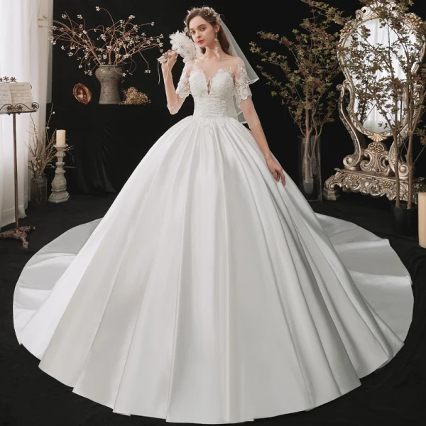 Mode Blanche Satin La Mariée Robe De Mariée 2020 Robe Boule Transparentes Encolure Carrée 1/2 Manches Dos Nu Appliques En Dentelle Paillettes Cathedral Train Volants