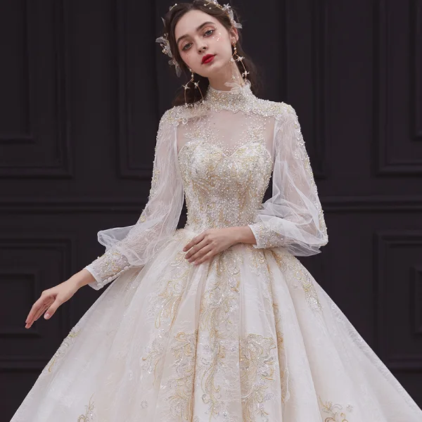 Style Victorien Champagne Transparentes La Mariée Robe De Mariée 2020 Robe Boule Col Haut Gonflée 3/4 Manches Dos Nu Appliques En Dentelle Perlage Perle Cathedral Train Volants