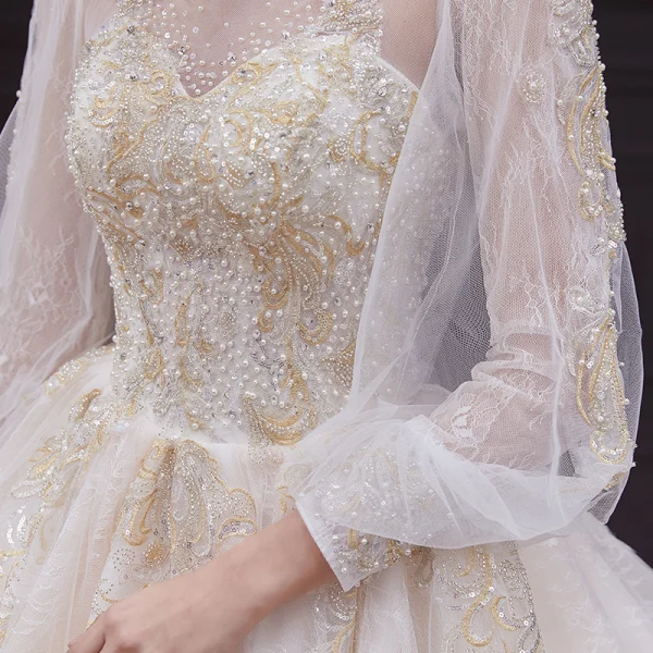 Style Victorien Champagne Transparentes La Mariée Robe De Mariée 2020 Robe Boule Col Haut Gonflée 3/4 Manches Dos Nu Appliques En Dentelle Perlage Perle Cathedral Train Volants