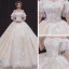 Chic / Belle Champagne La Mariée Robe De Mariée 2020 Robe Boule De l'épaule Manches Courtes Dos Nu Appliques En Dentelle Perlage Paillettes Glitter Tulle Cathedral Train Volants