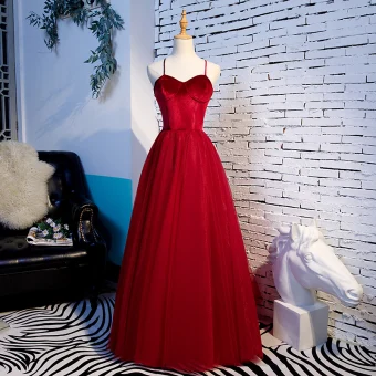 Simple Rouge Robe De Bal 2020 Princesse Bretelles Spaghetti Sans Manches Longue Dos Nu Volants Robe De Ceremonie