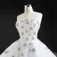 Luxe Blanche La Mariée Robe De Mariée 2020 Robe Boule Bustier Sans Manches Dos Nu Fait main Perlage Train De Balayage Volants