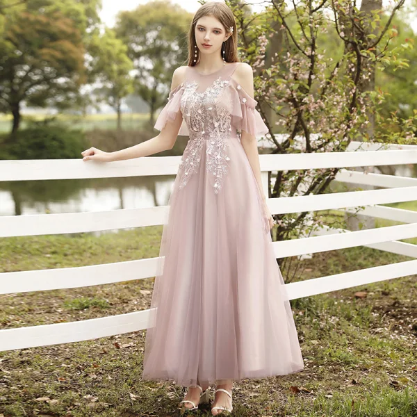 Affordable Blushing Pink Bridesmaid Dresses 2020 A-Line / Princess Appliques Lace Backless Floor-Length / Long Ruffle
