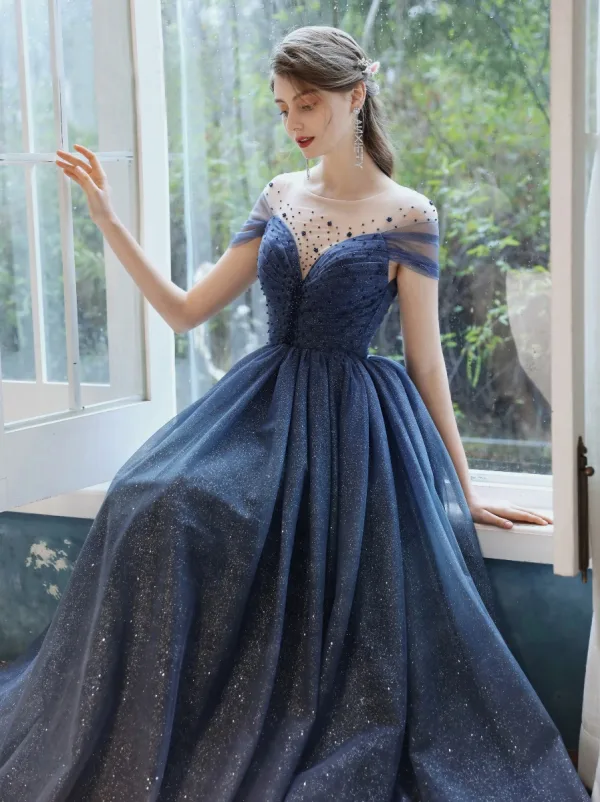 Ciel étoilé Bleu Marine Robe De Soirée 2020 Princesse Transparentes Encolure Dégagée Manches Courtes Perlage Glitter Tulle Longue Volants Dos Nu Robe De Ceremonie