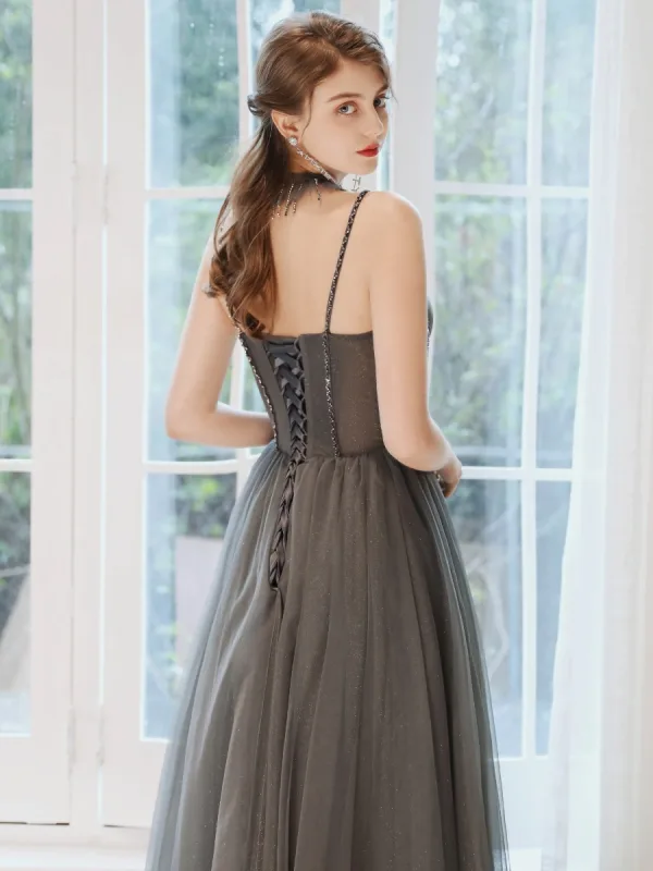 Élégant Gris Robe De Soirée 2020 Princesse Bretelles Spaghetti Sans Manches Perlage Glitter Tulle Longue Volants Dos Nu Robe De Ceremonie