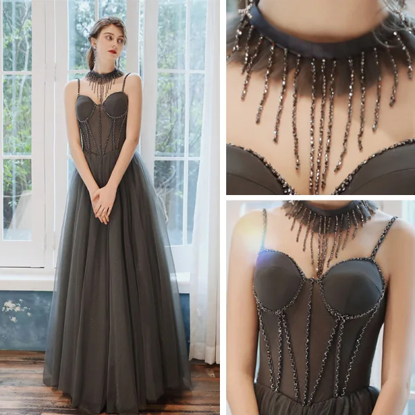 Élégant Gris Robe De Soirée 2020 Princesse Bretelles Spaghetti Sans Manches Perlage Glitter Tulle Longue Volants Dos Nu Robe De Ceremonie
