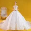 Chic / Belle Blanche La Mariée Robe De Mariée 2020 Robe Boule Transparentes Encolure Dégagée Dos Nu Manches Courtes Perlage Gland Appliques En Dentelle Perle Paillettes Royal Train Volants