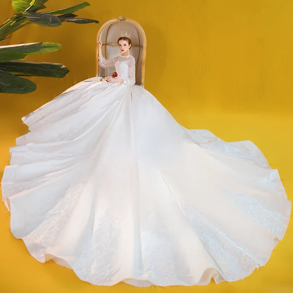Victorian Style White Satin Bridal Wedding Dresses 2020 Ball Gown Scoop Neck Puffy 3/4 Sleeve Backless Appliques Lace Beading Cathedral Train