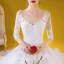 Romantisk Vita Brud Bröllopsklänningar 2020 Balklänning V-Hals 3/4 ärm Halterneck Appliqués Spets Blomma Beading Cathedral Train