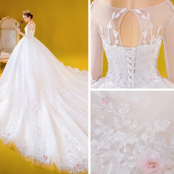 Romantisk Vita Brud Bröllopsklänningar 2020 Balklänning V-Hals 3/4 ärm Halterneck Appliqués Spets Blomma Beading Cathedral Train