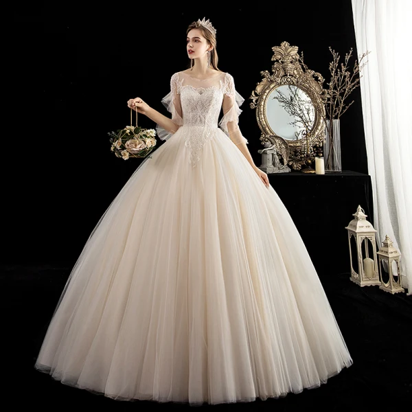 Chic / Belle Champagne La Mariée Robe De Mariée 2020 Robe Boule Transparentes Encolure Dégagée 3/4 Manches Dos Nu Appliques Perlage Train De Balayage Volants
