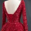 Scintillantes Rouge Paillettes Tapis rouge Robe De Soirée 2020 Princesse Encolure Dégagée Manches Longues Plumes Train De Balayage Volants Dos Nu Robe De Ceremonie
