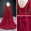 Scintillantes Rouge Paillettes Tapis rouge Robe De Soirée 2020 Princesse Encolure Dégagée Manches Longues Plumes Train De Balayage Volants Dos Nu Robe De Ceremonie