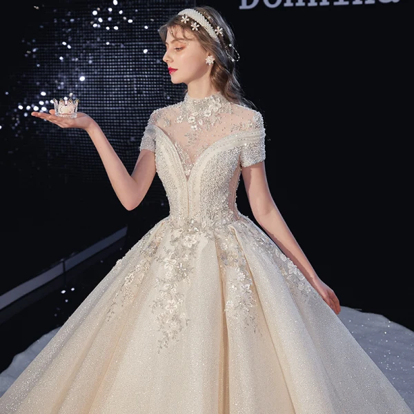 Vintage / Retro Champagne Bridal Wedding Dresses 2020 Ball Gown High Neck Short Sleeve Backless Appliques Lace Flower Handmade Beading Royal Train