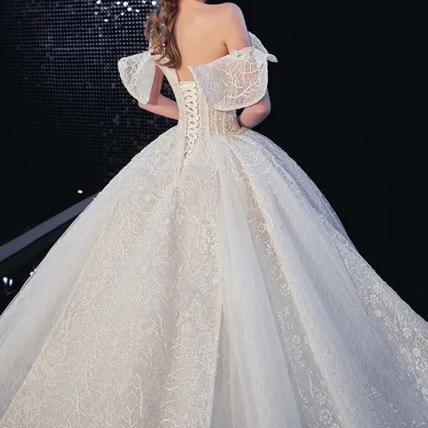 Best Champagne Bridal Wedding Dresses 2020 Ball Gown Off-The-Shoulder Short Sleeve Backless Appliques Lace Beading Glitter Tulle Royal Train