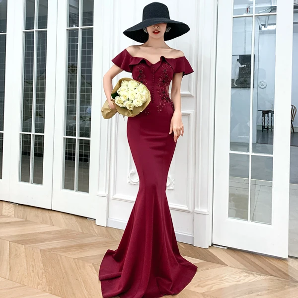 Chic / Beautiful White Evening Dresses 2020 Trumpet / Mermaid Off-The-Shoulder Short Sleeve Appliques Lace Beading Sequins Floor-Length / Long Ruffle Backless Formal Dresses