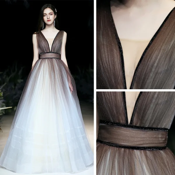Sexy Braun Farbverlauf Weiß Ballkleider 2020 Ballkleid Durchsichtige Tiefer V-Ausschnitt Ärmellos Stoffgürtel Glanz Tülle Lange Rüschen Rückenfreies Festliche Kleider