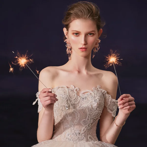 Luxury / Gorgeous Champagne Bridal Wedding Dresses 2020 Ball Gown Off-The-Shoulder Short Sleeve Backless Checked Tulle Appliques Lace Beading Chapel Train