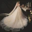 Style Victorien Champagne La Mariée Robe De Mariée 2020 Robe Boule Transparentes Encolure Dégagée Gonflée Manches Courtes Dos Nu Perlage Paillettes Chapel Train Volants