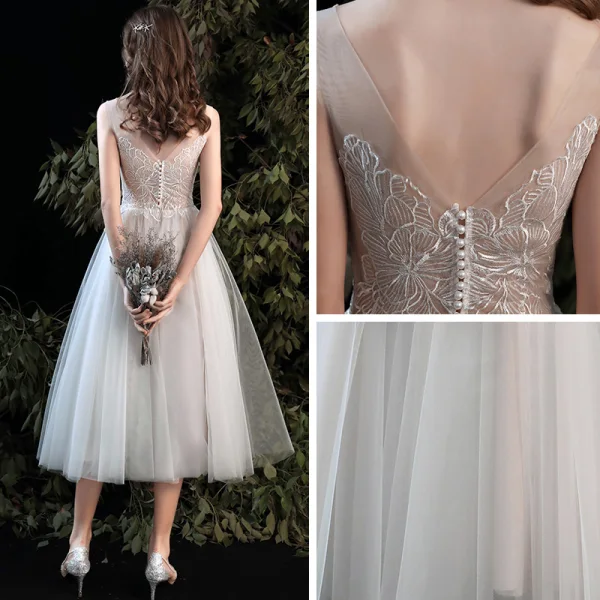 Eleganta Champagne Stranden Bröllopsklänningar 2020 Prinsessa V-Hals Ärmlös Halterneck Appliqués Spets Te-längd
