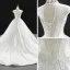 Luxus / Herrlich Weiß Hochzeits Brautkleider / Hochzeitskleider 2020 Ballkleid Durchsichtige Stehkragen Ärmellos Rückenfreies Handgefertigt Perlenstickerei Glanz Tülle Kapelle-Schleppe Rüschen
