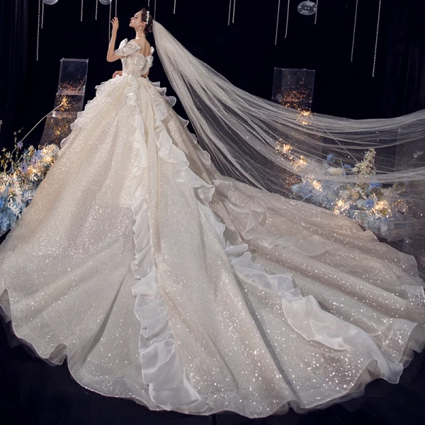 Charming Champagne Organza Bridal Wedding Dresses 2020 Ball Gown Off-The-Shoulder Short Sleeve Backless Glitter Tulle Cathedral Train Ruffle