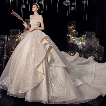 Luxe Champagne La Mariée Robe De Mariée 2020 Robe Boule De L 039 Épaule Manches Courtes Dos Nu Perlage Appliques Paillettes Glitter Tulle Cathedral Train Volants