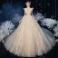 Vintage Champagner Hochzeits Brautkleider / Hochzeitskleider 2020 Ballkleid Durchsichtige Stehkragen Ärmellos Rückenfreies Applikationen Spitze Pailletten Perlenstickerei Glanz Tülle Kapelle-Schleppe Rüschen