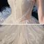 Vintage Champagner Hochzeits Brautkleider / Hochzeitskleider 2020 Ballkleid Durchsichtige Stehkragen Ärmellos Rückenfreies Applikationen Spitze Pailletten Perlenstickerei Glanz Tülle Kapelle-Schleppe Rüschen