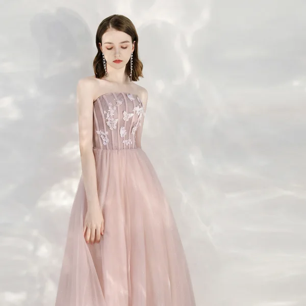 Elegant Blushing Pink Evening Dresses  2020 A-Line / Princess Strapless Sleeveless Butterfly Appliques Lace Glitter Tulle Floor-Length / Long Formal Dresses