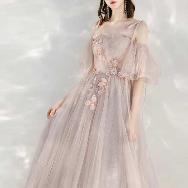 Elegant Champagne Evening Dresses  2020 A-Line / Princess Spaghetti Straps Short Sleeve Appliques Flower Beading Pearl Glitter Tulle Floor-Length / Long Ruffle Backless Formal Dresses