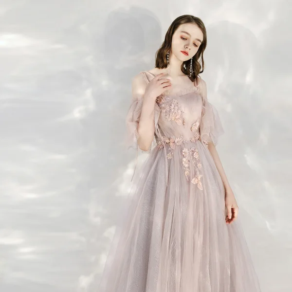 Elegant Champagne Evening Dresses  2020 A-Line / Princess Spaghetti Straps Short Sleeve Appliques Flower Beading Pearl Glitter Tulle Floor-Length / Long Ruffle Backless Formal Dresses