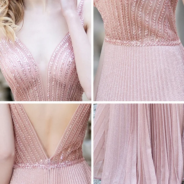 Sexy Rosa Abendkleider 2020 A Linie Tiefer V-Ausschnitt Ärmellos Perlenstickerei Pailletten Glanz Polyester Sweep / Pinsel Zug Rüschen Rückenfreies Festliche Kleider