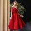 Chic / Belle Bordeaux de retour Robe De Graduation Avec Châle 2020 Princesse Transparentes Encolure Carrée Sans Manches Appliques En Dentelle Faux Diamant Thé Longueur Volants Dos Nu Robe De Ceremonie