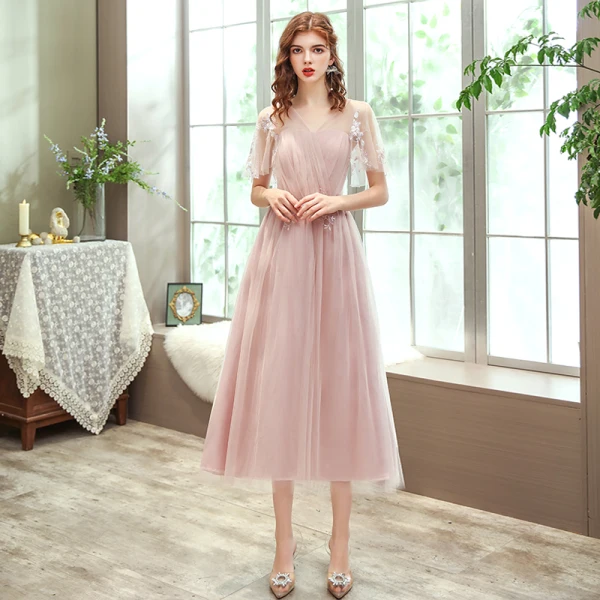 Affordable Blushing Pink Bridesmaid Dresses 2020 A-Line / Princess Backless Appliques Lace Tea-length Ruffle