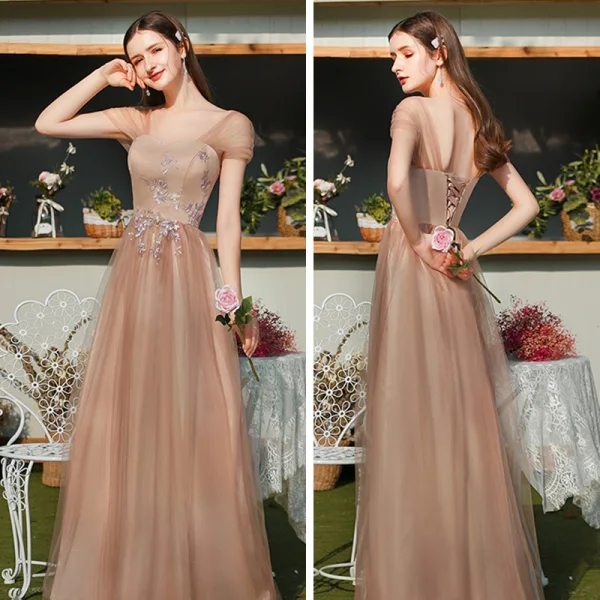 Élégant Marron Robe Demoiselle D'honneur 2020 Princesse Dos Nu Appliques En Dentelle Longue Volants
