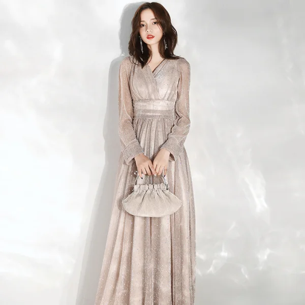 Schöne Champagner Abendkleider 2020 Empire V-Ausschnitt Geschwollenes Lange Ärmel Glanz Tülle Lange Rüschen Rückenfreies Festliche Kleider