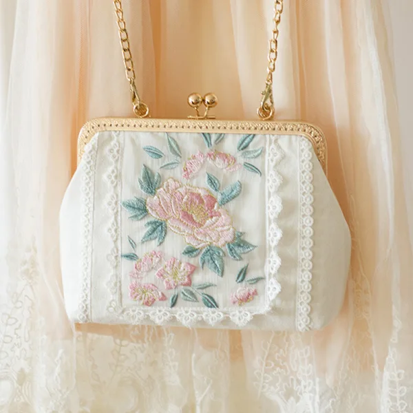 Style Chinois Blanche Carrés Pochette 2020 Métal Appliques En Dentelle Brodé Fleur