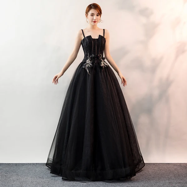 Affordable Black Prom Dresses 2020 Ball Gown Spaghetti Straps Sleeveless Appliques Lace Floor-Length / Long Ruffle Backless Formal Dresses